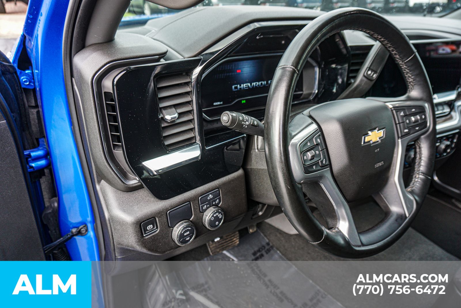 Used 2025 Blue Chevrolet LT image 37
