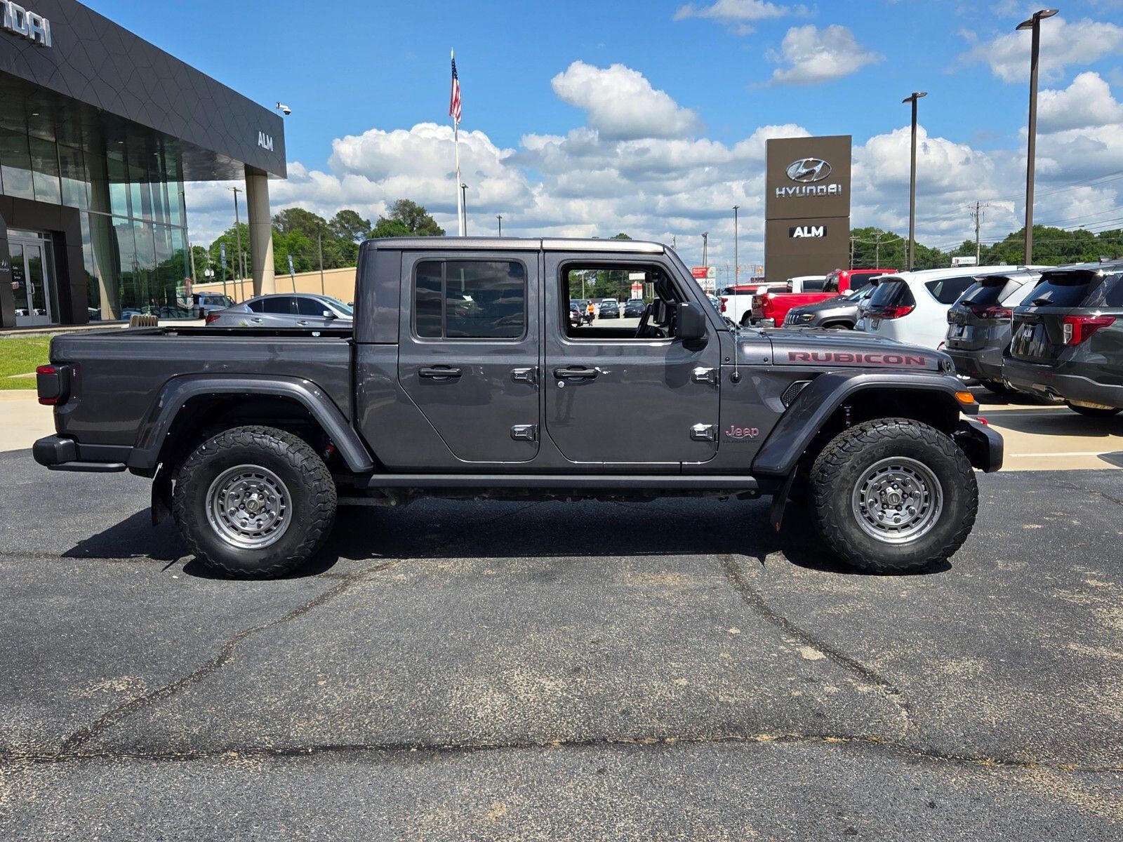 Used 2021 Gray Jeep Rubicon image 12