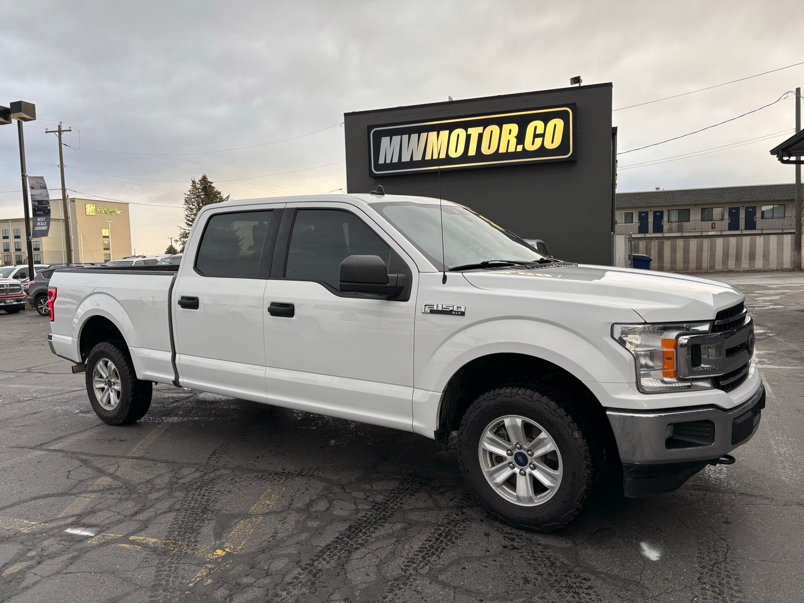 2019 Ford F-150 XLT's photo