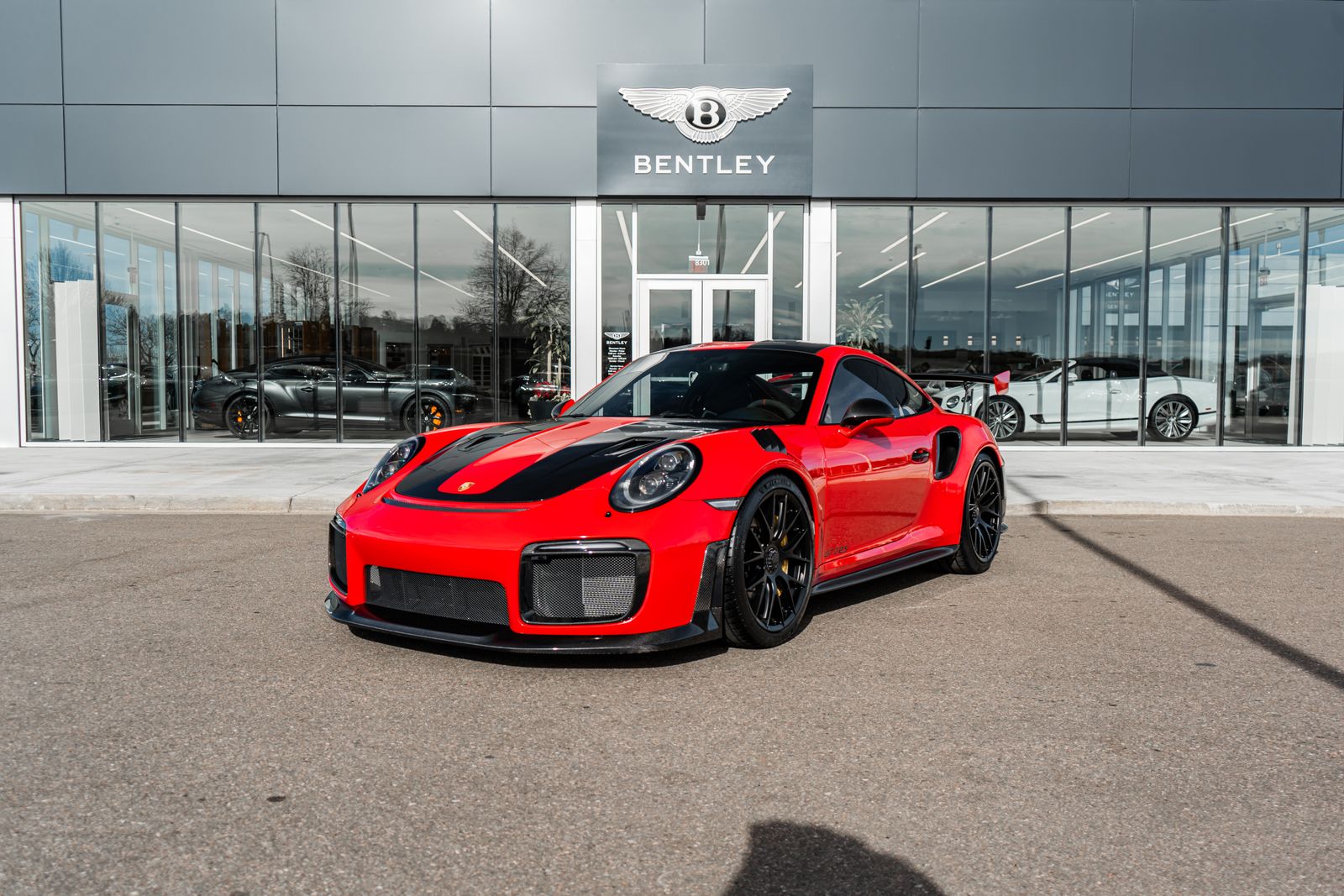 2018 Porsche 911 GT2 RS's photo