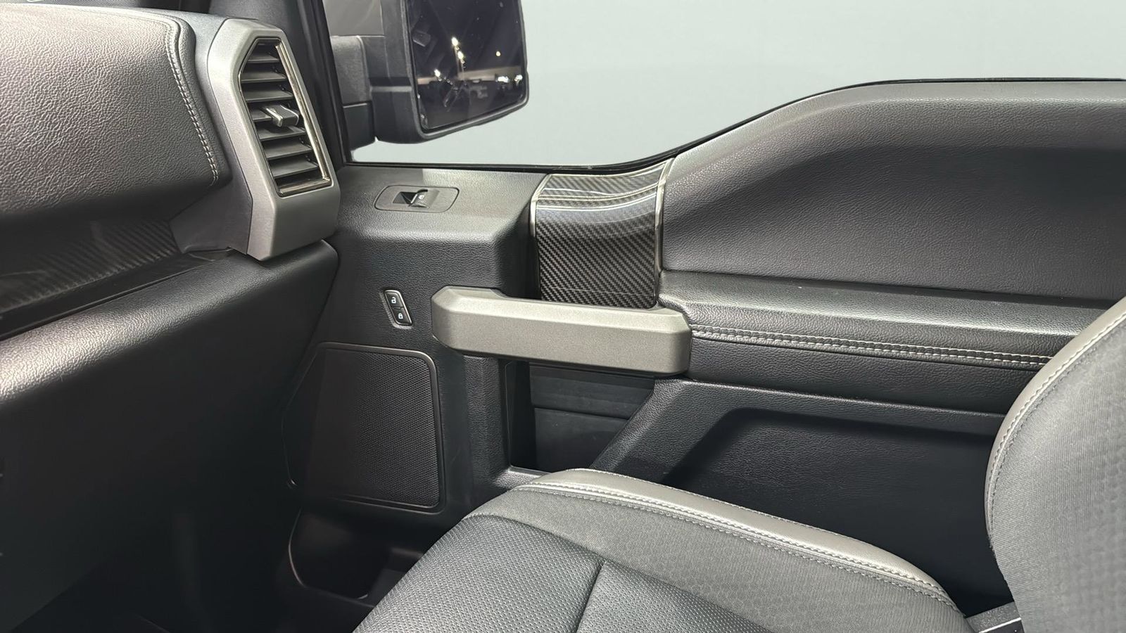 Used Car 2020 Ford F-150  Raptor For Sale Under $40,000 In Austin, Texas