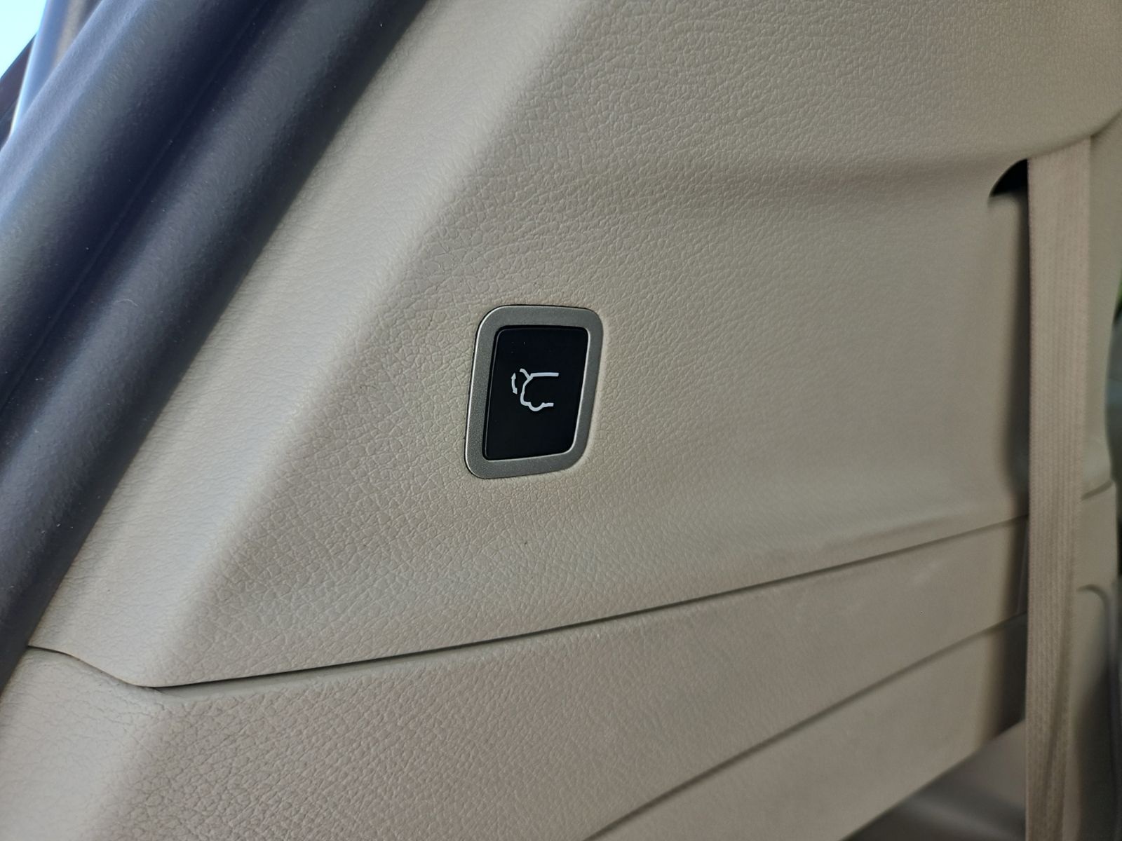 2023 Chrysler Voyager LX White at Mac Haik CDJR North Houston