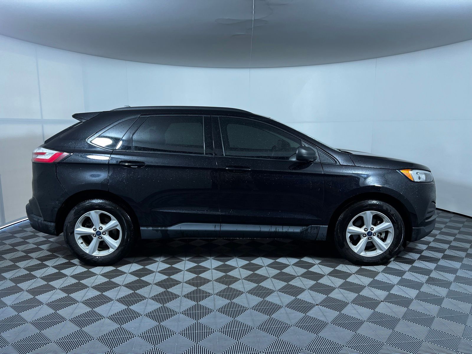 Thumbnail: 2020 Ford Edge - 4