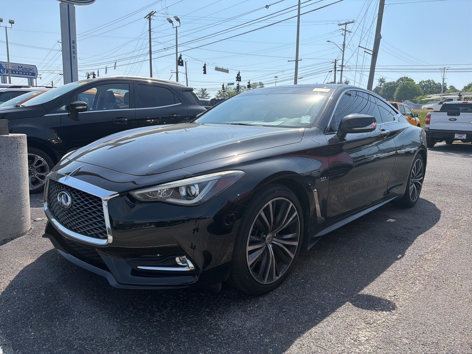 Black Obsidian 2018 INFINITI Q60 3.0t Luxe Coupe AWD Coupe All-Wheel Drive 7-Speed Automatic