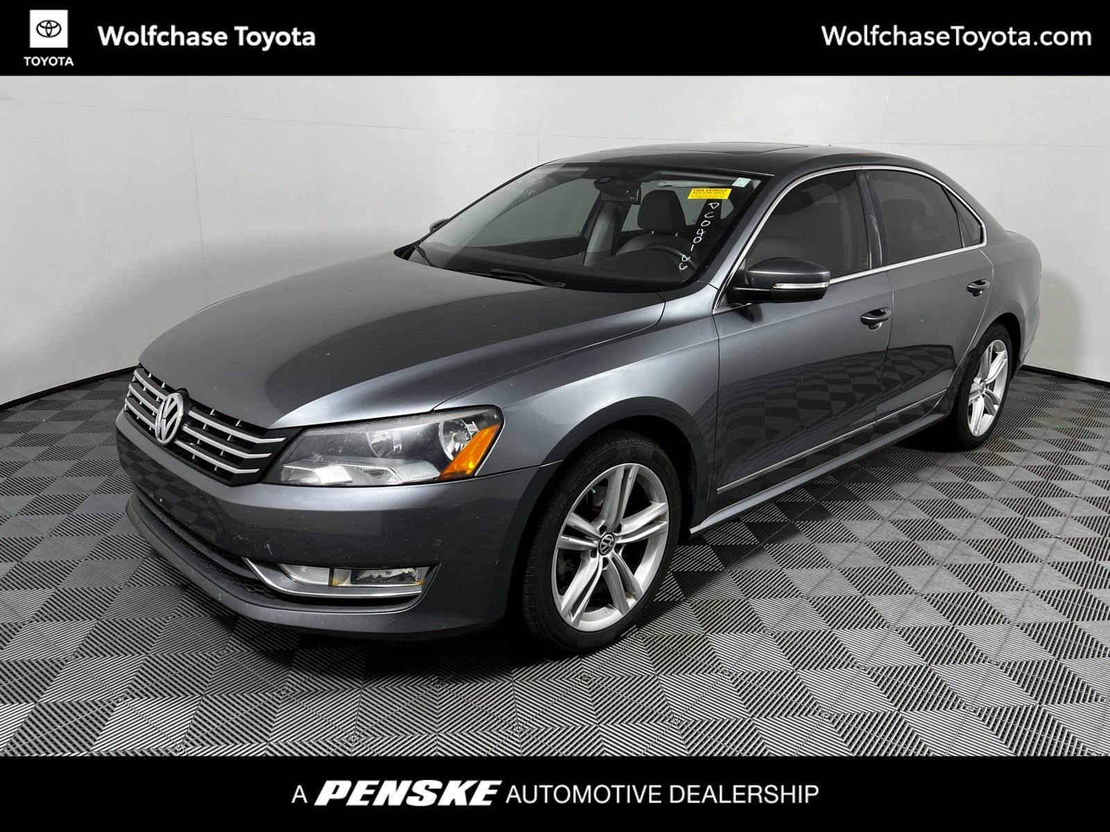 Thumbnail: 2013 Volkswagen Passat - 1
