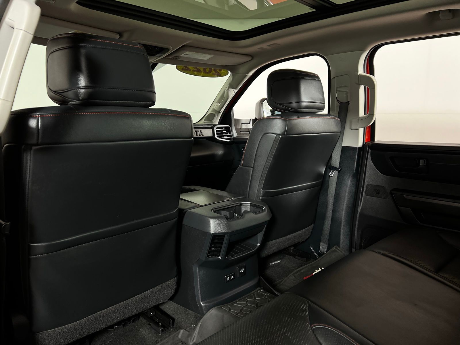 Thumbnail: 2022 Toyota Tundra - 27