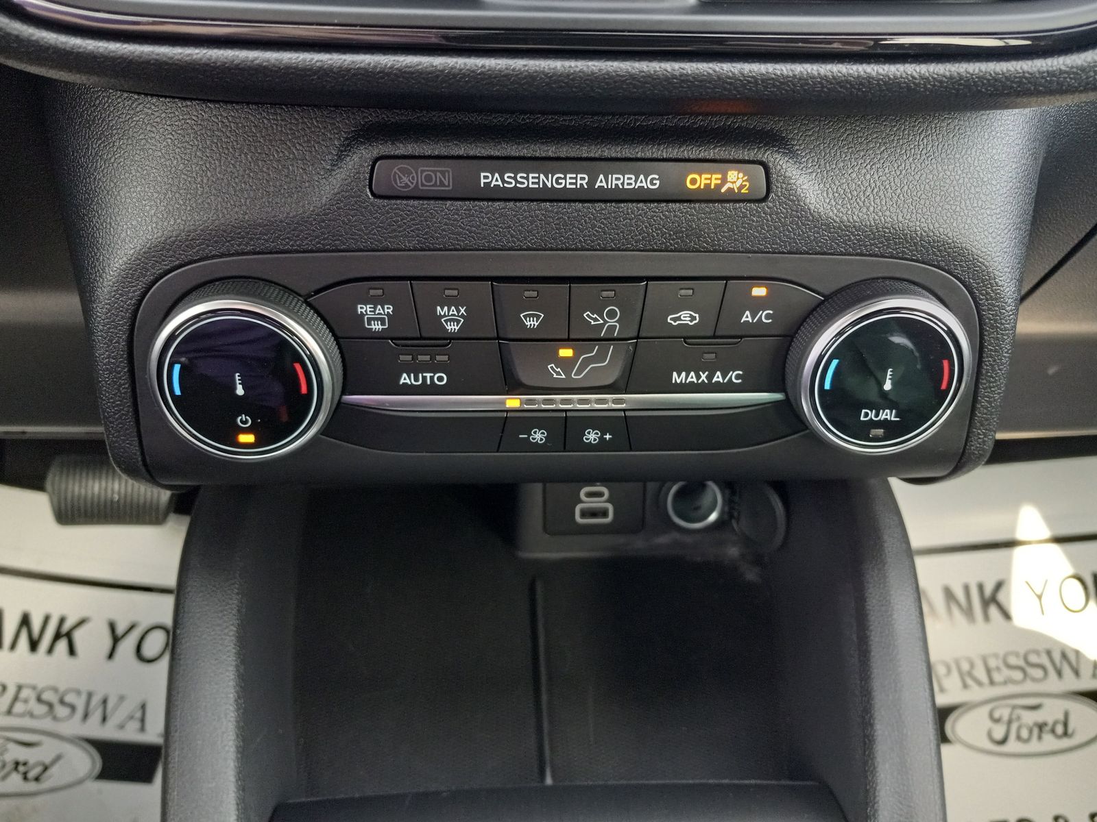 2025 Ford Escape image 21
