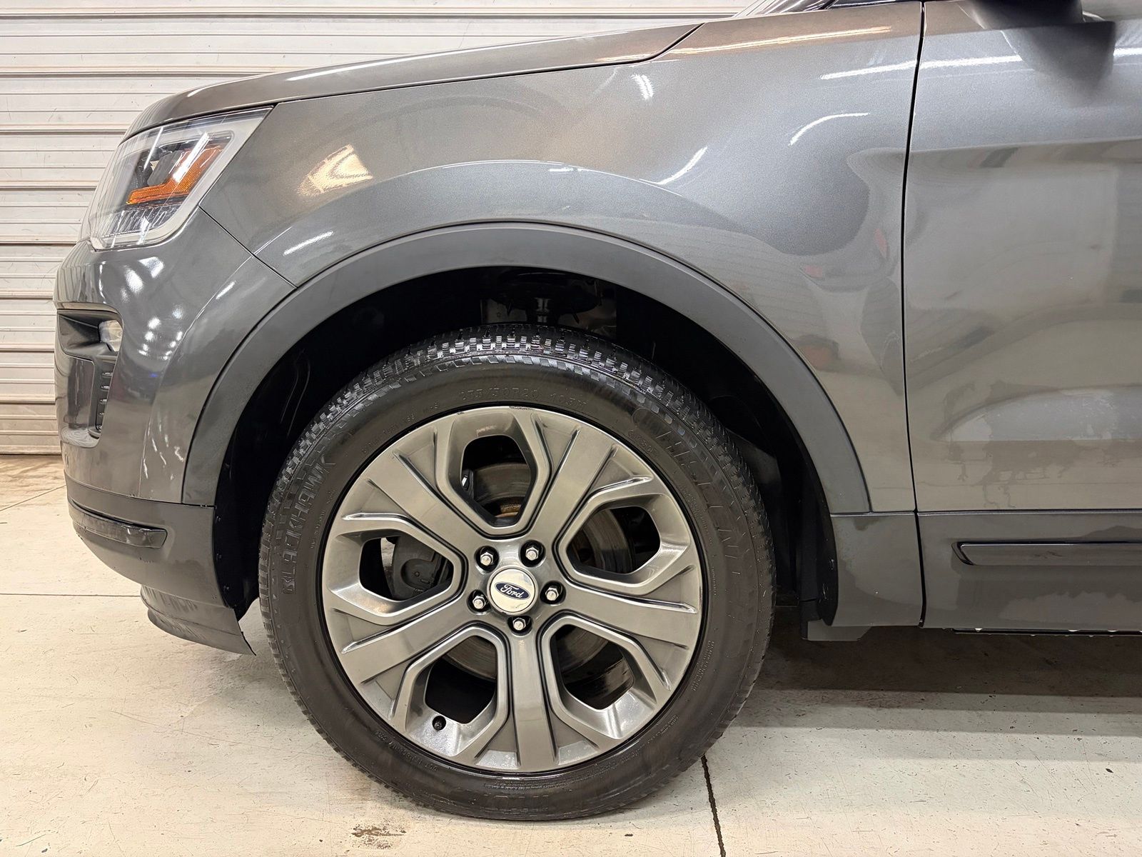 Photo 3 of 2018 Ford Explorer Sport