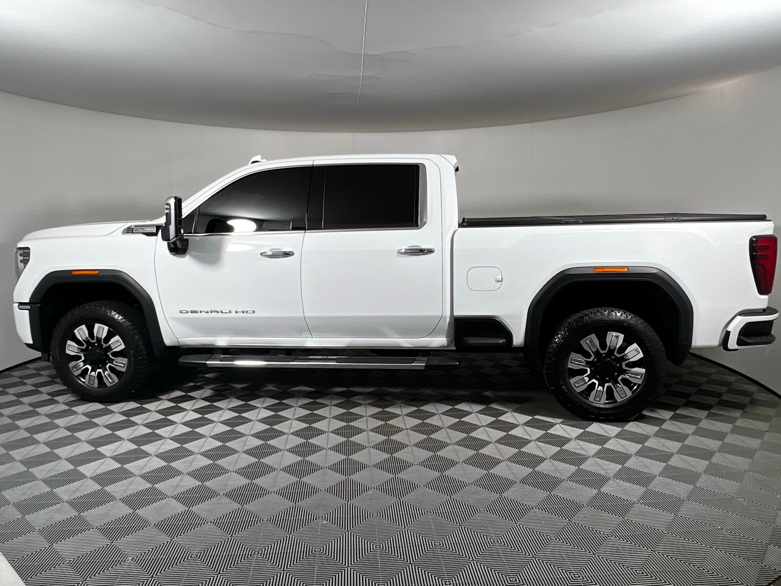 Thumbnail: 2024 GMC Sierra 2500 - 8