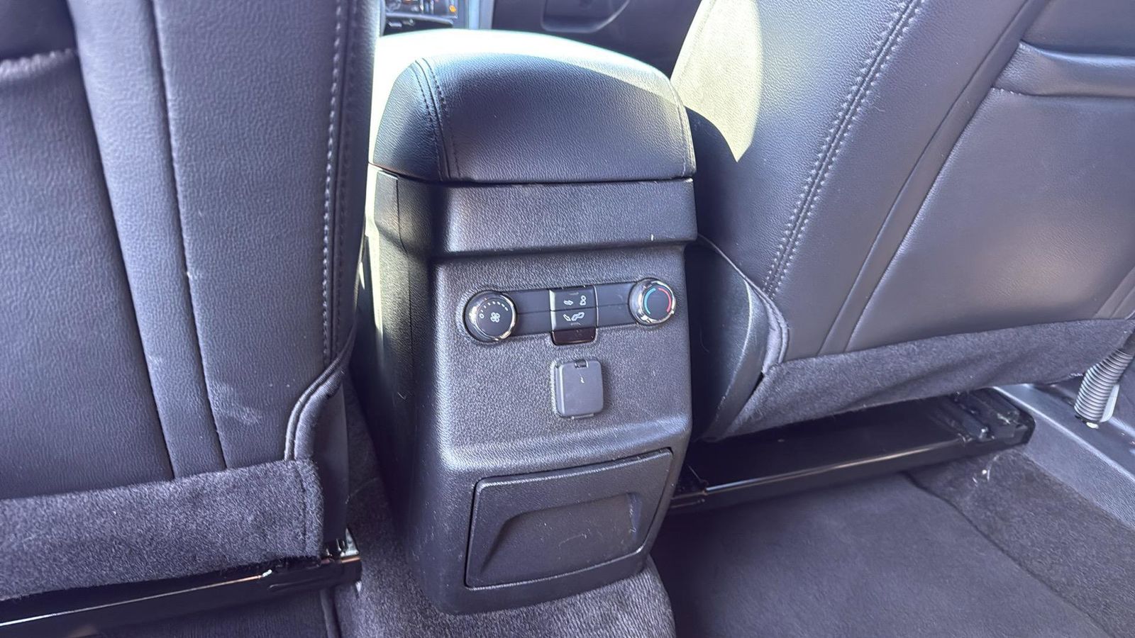 Used Car 2018 Ford Explorer  Xlt For Sale Under $20,000 In Austin, Texas