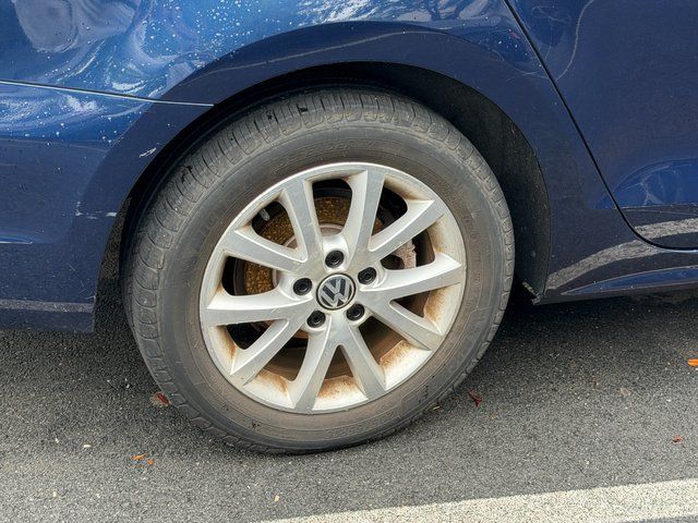 Used 2012 Blue Volkswagen 2.5L SE image 8