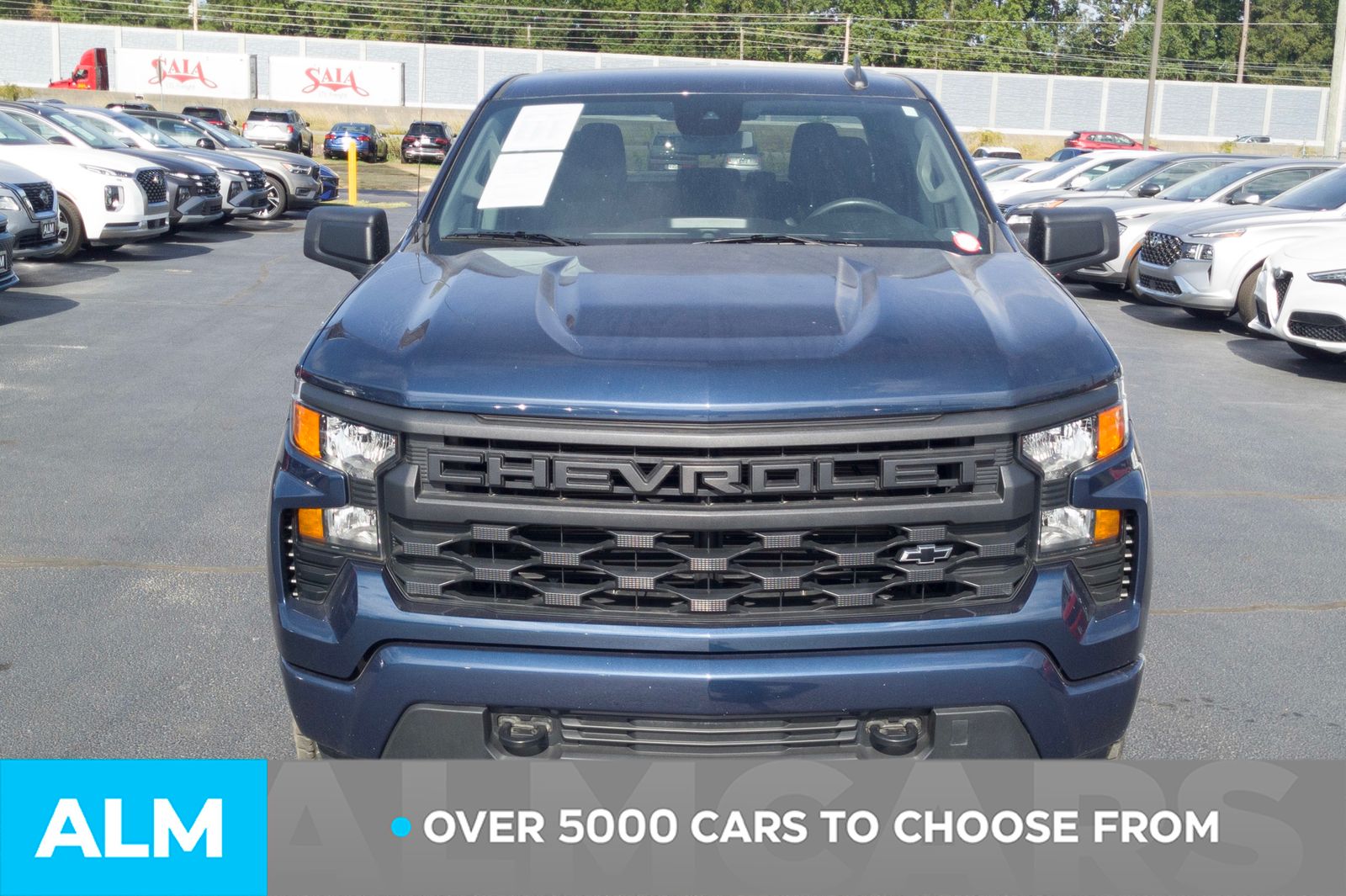 2023 Chevrolet Silverado 1500 Custom photo 2