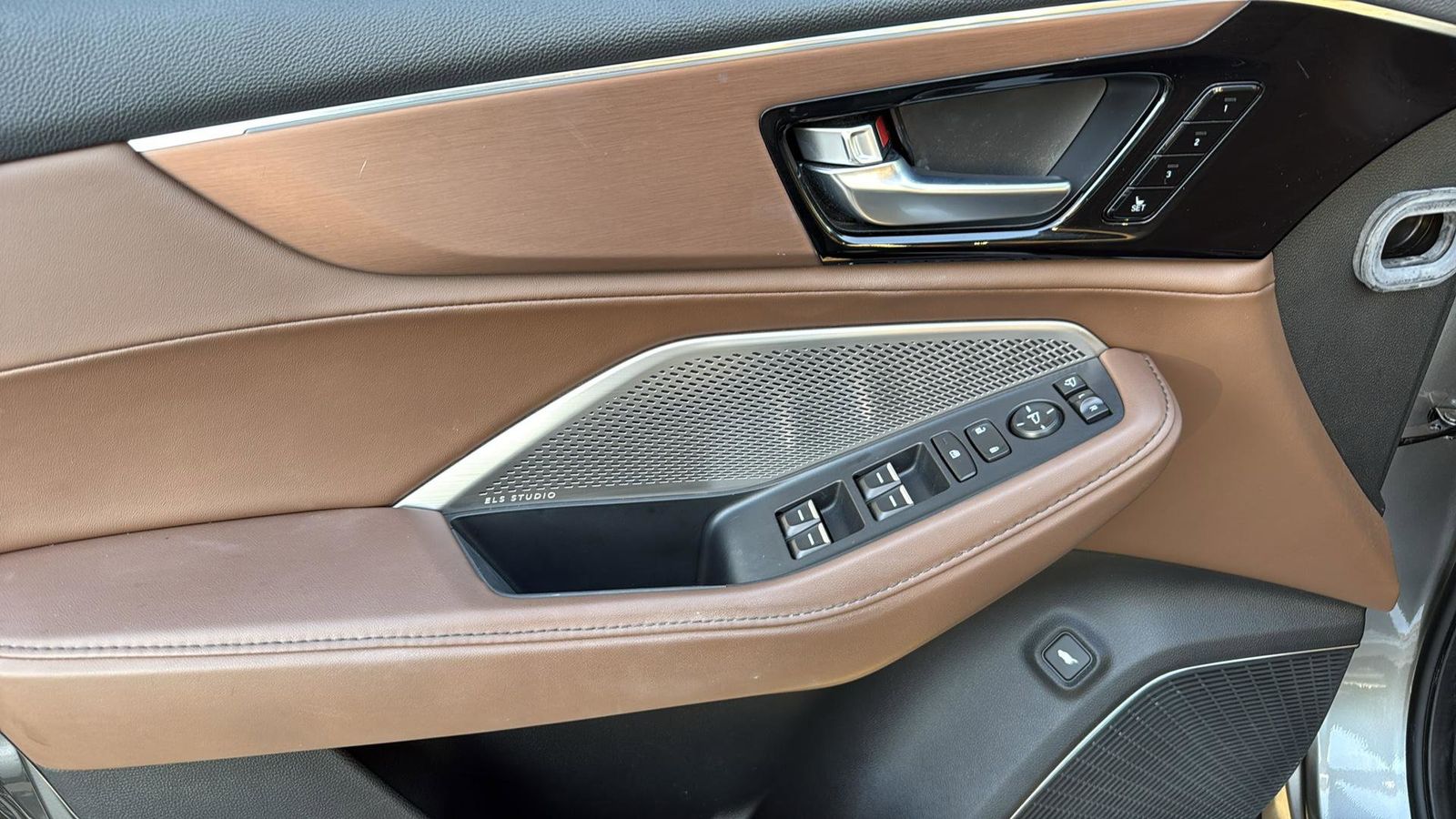 Used Car 2024 Acura Mdx  Technology For Sale Under $50,000 In Austin, Texas