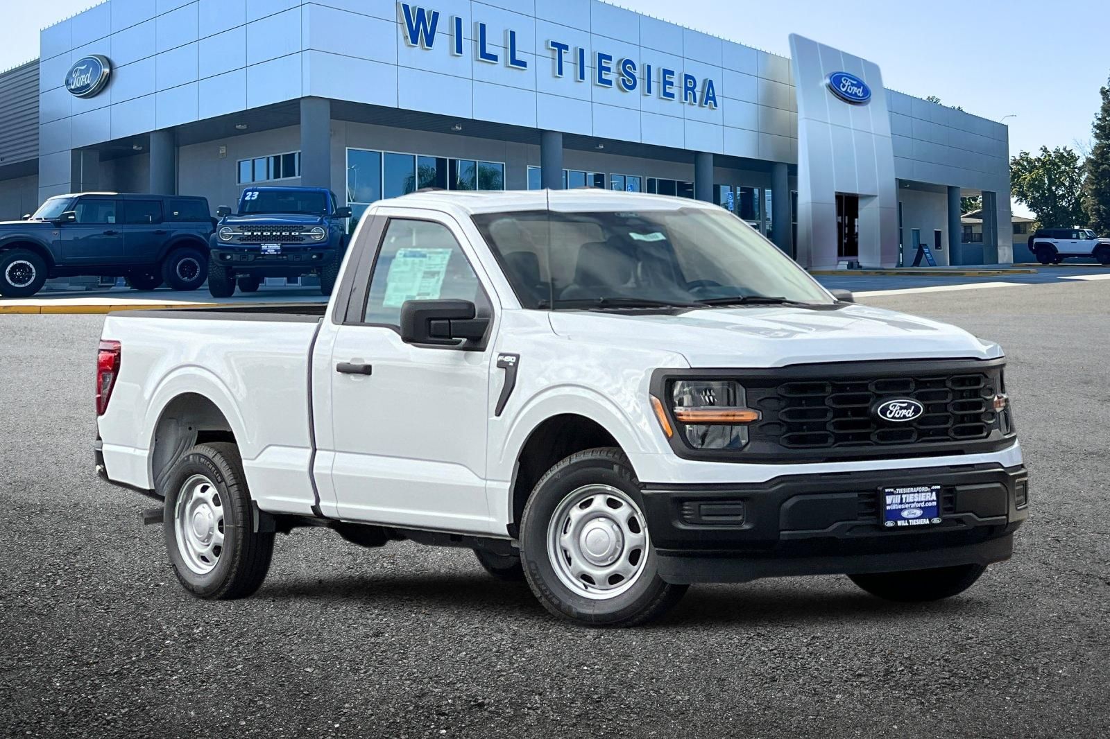 View vehicle photo 2