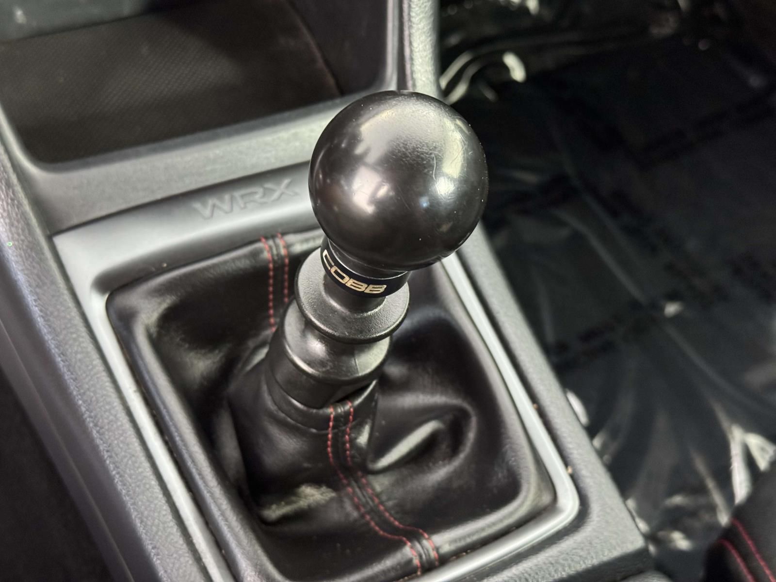 Used 2019 Blue Subaru Base image 16