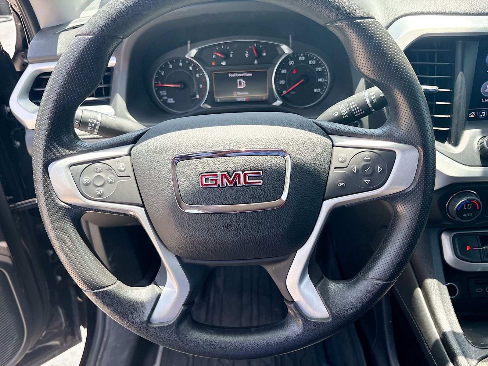 Used 2023 Black GMC SLE image 11