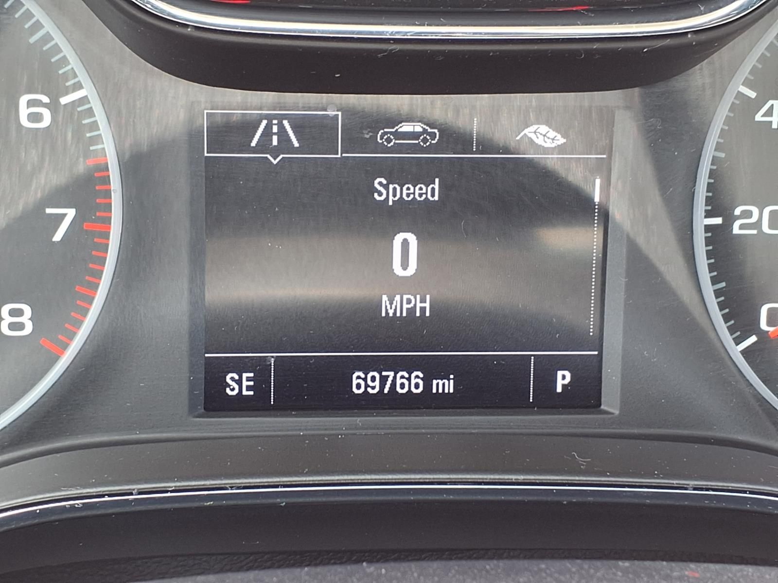 2019 Chevrolet Cruze LT Silver at Community Honda