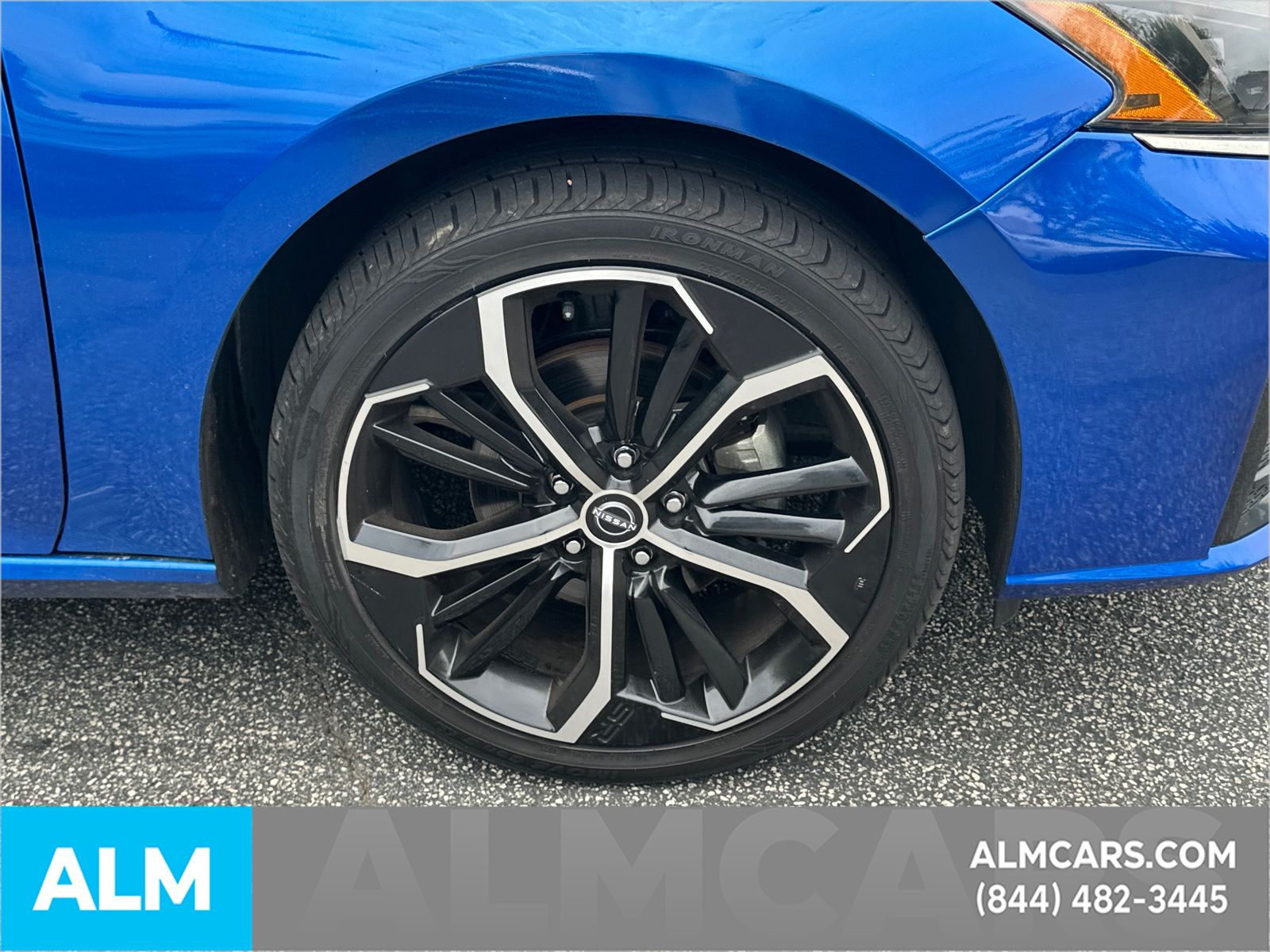 Used 2025 Blue Nissan 2.5 SR image 14
