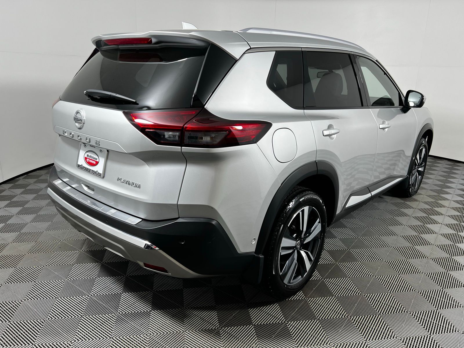 Thumbnail: 2021 Nissan Rogue - 5