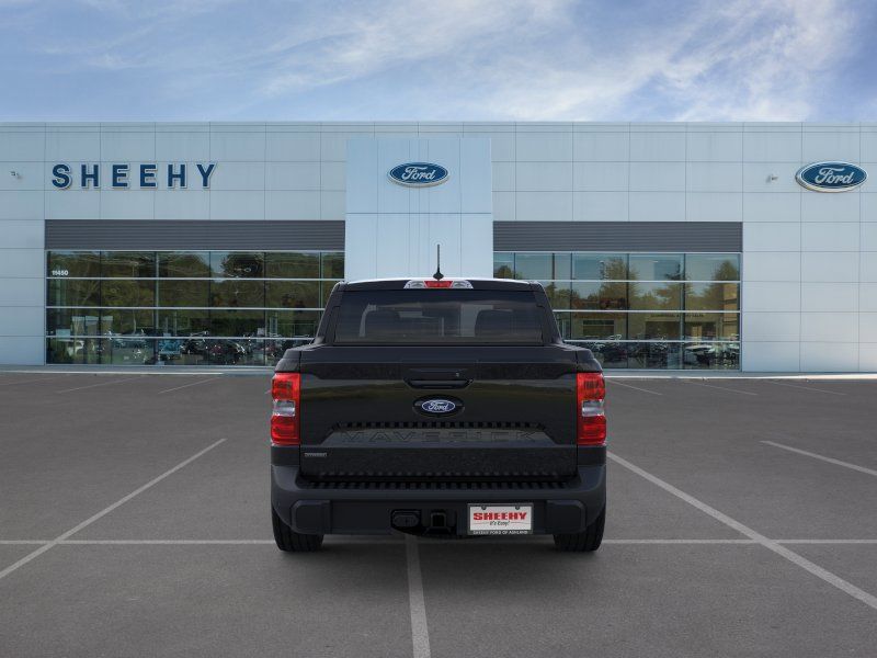 New 2026 Shadow Black Ford XLT image 5