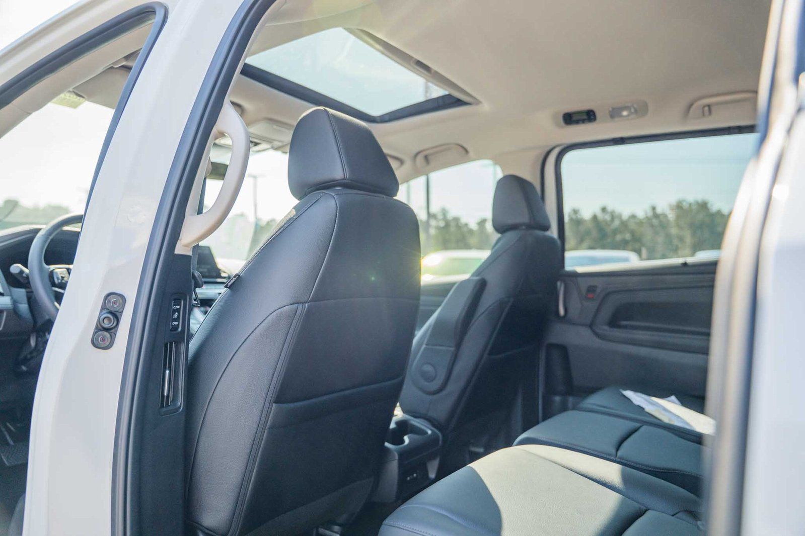 2026 Honda Odyssey EX-L - Photo 12