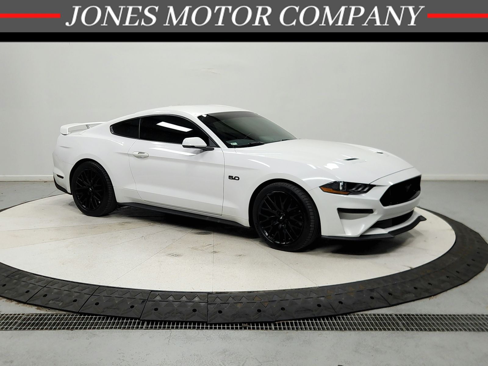  2019 Ford Mustang GT Premium Coupe RWD   