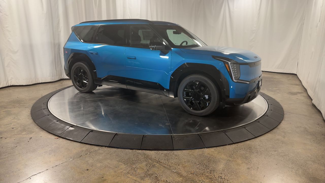 2026 Kia EV9 Land photo 2