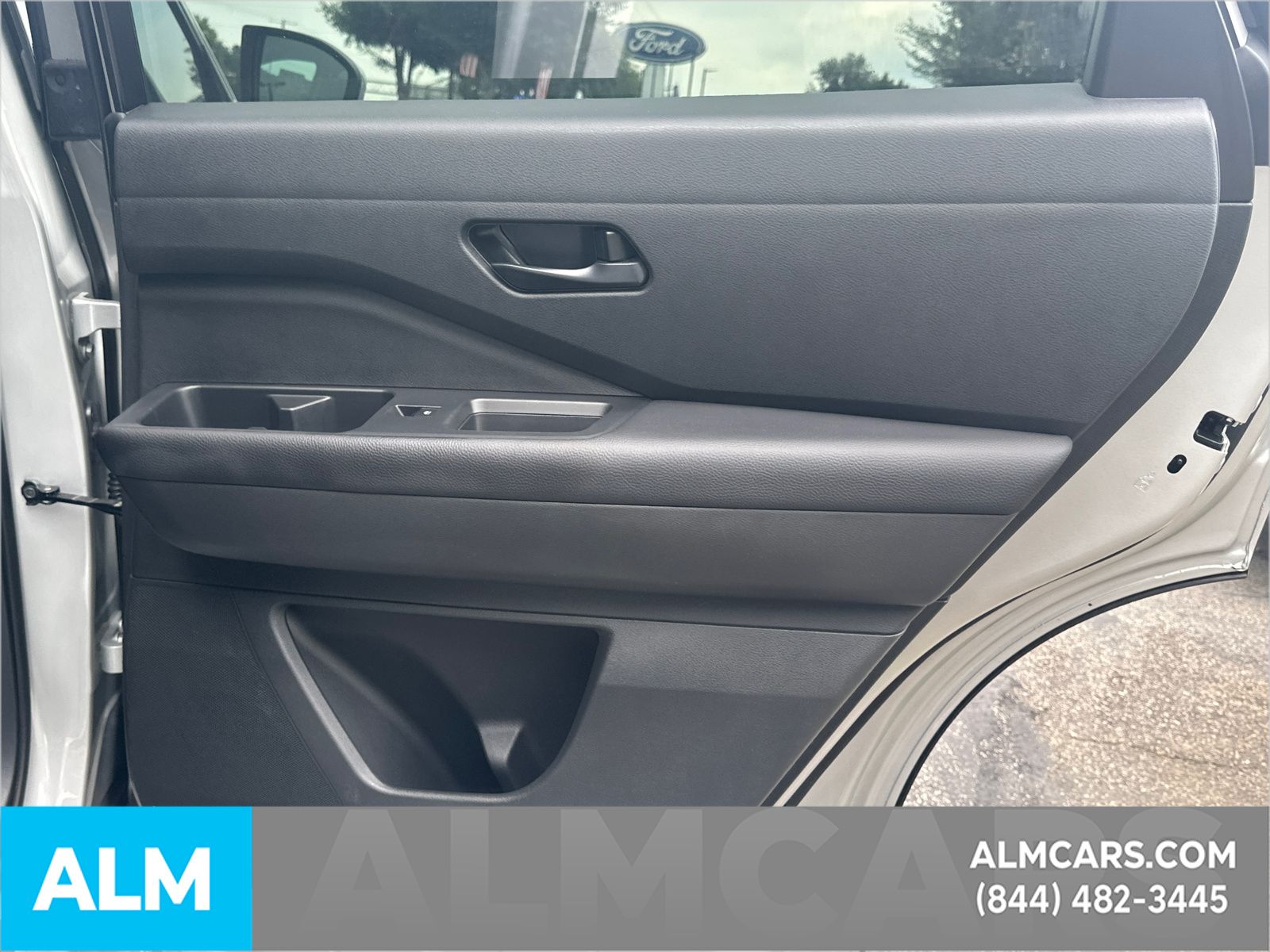Used 2025 Silver Nissan SV image 18