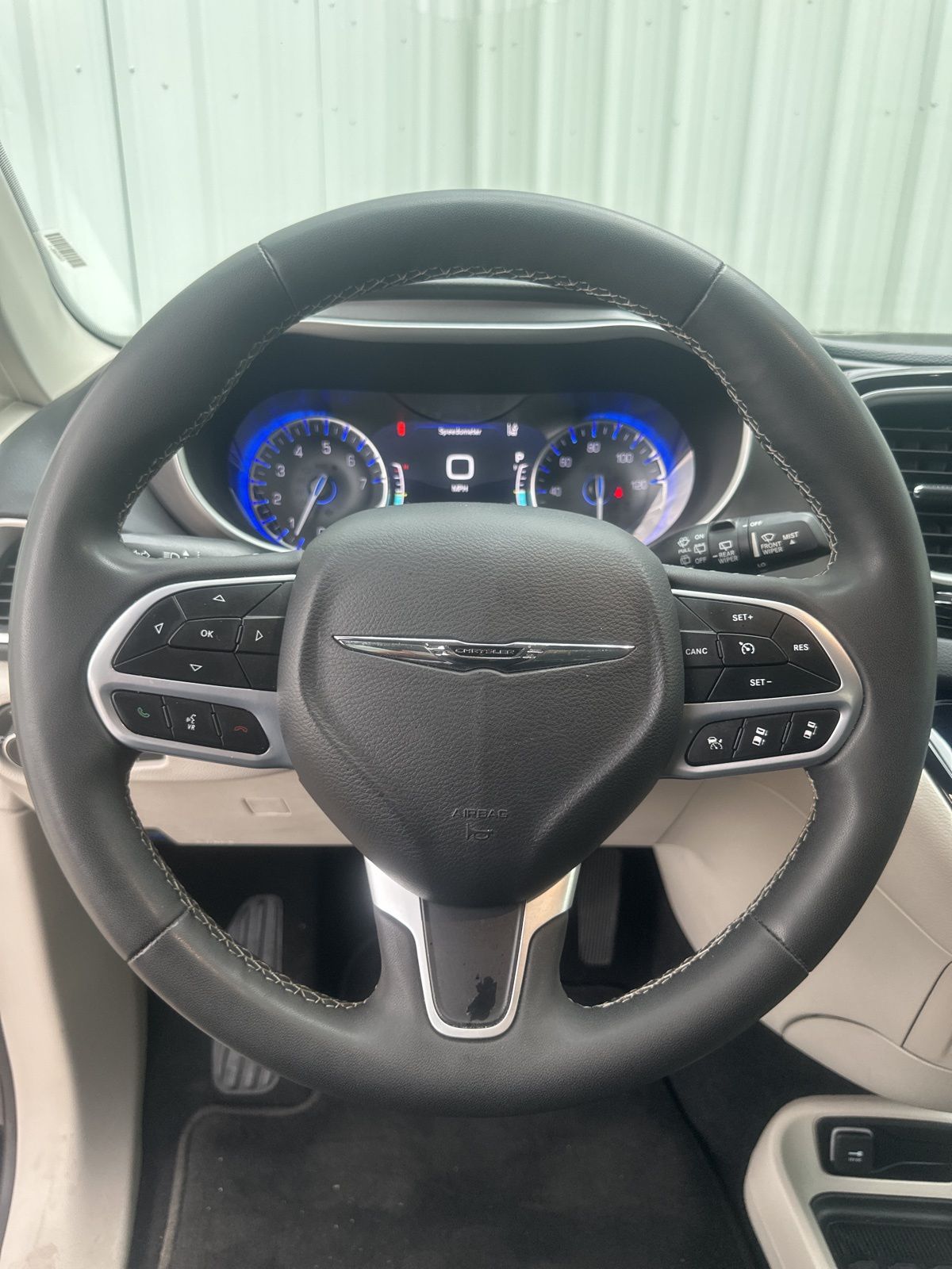 Used Car 2023 Chrysler Pacifica  Touring L For Sale Under $25,000 In Austin, Texas