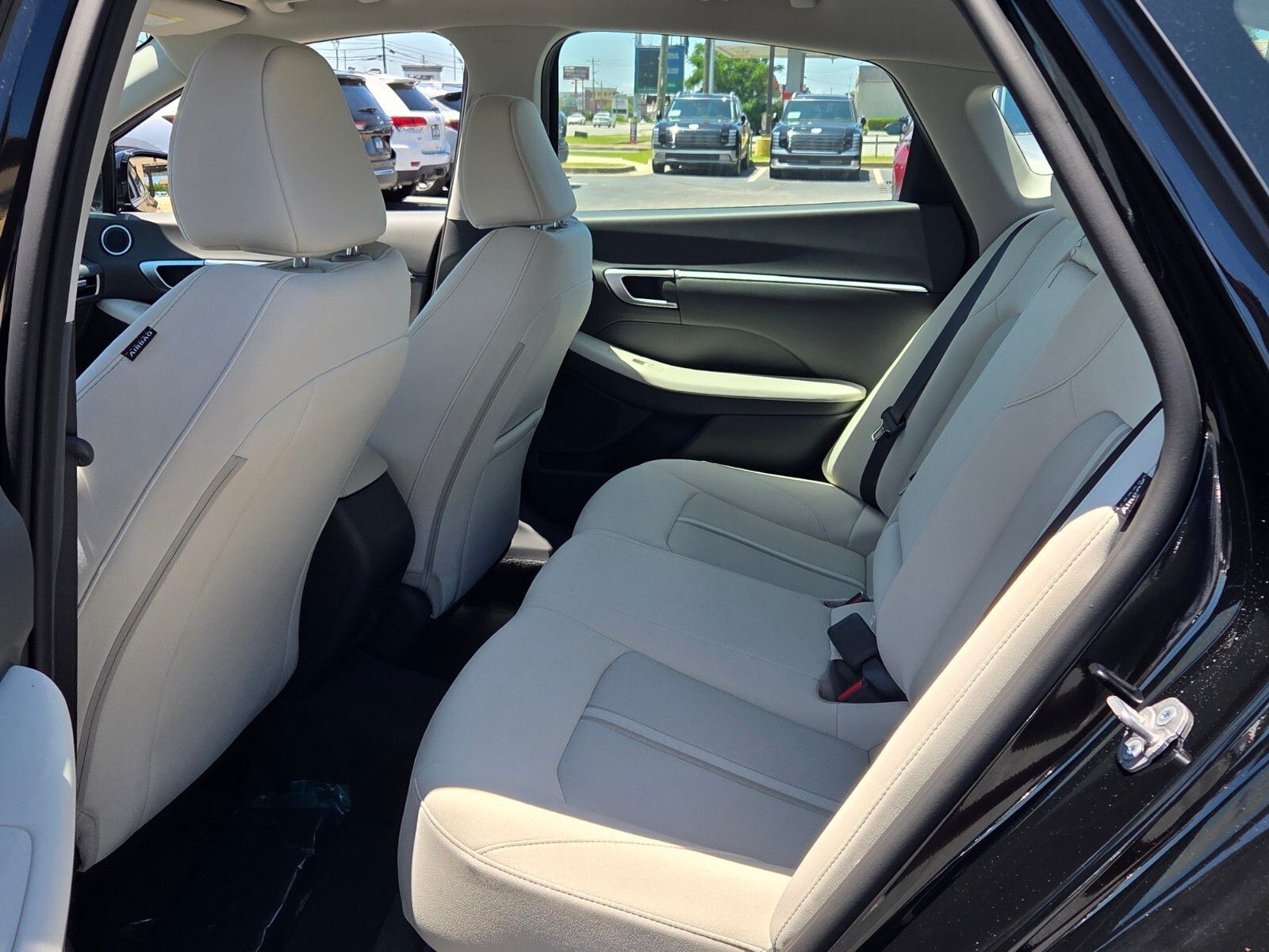New 2026 Black Hyundai SEL Sport image 6