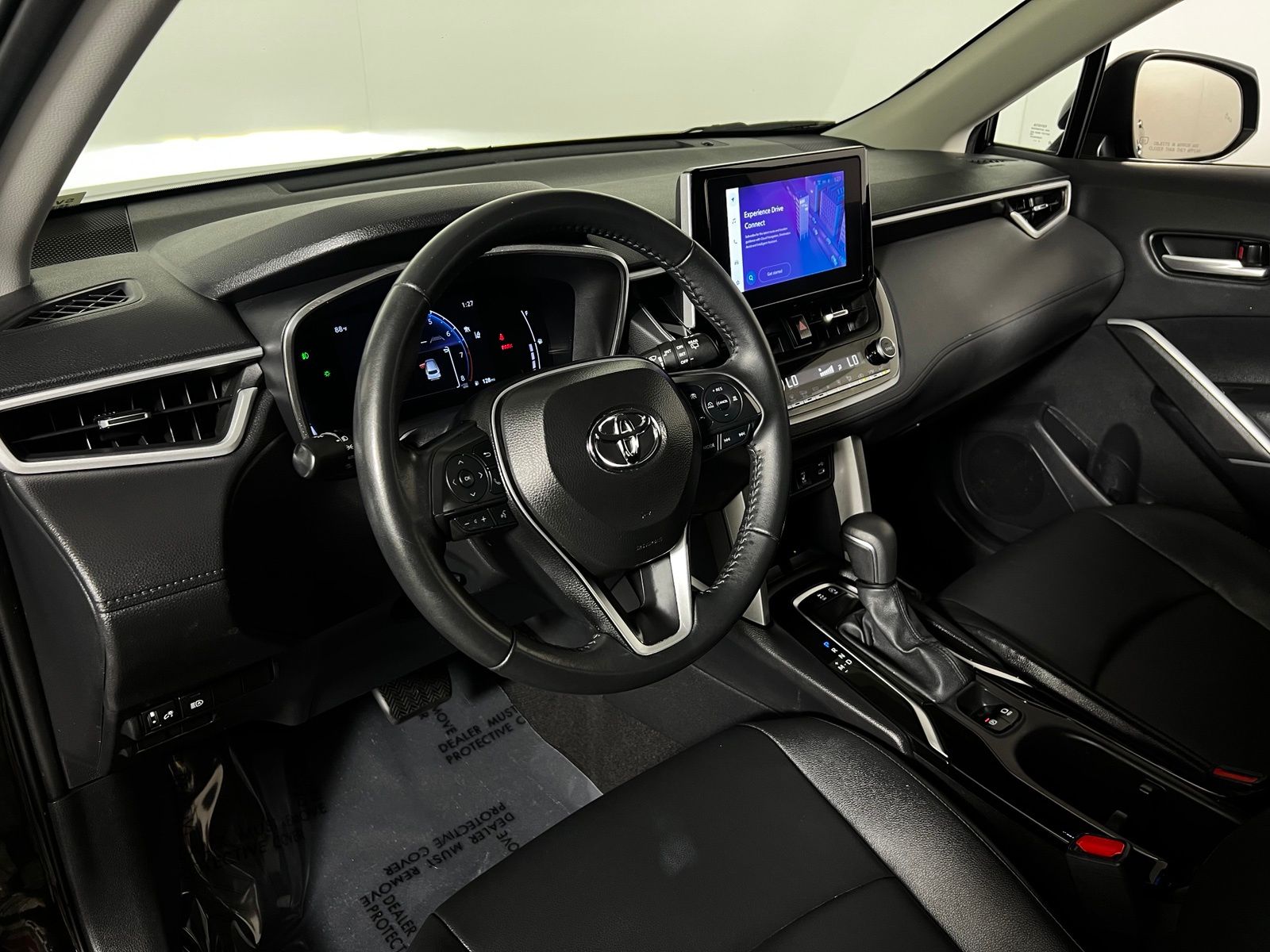 Thumbnail: 2025 Toyota Corolla Cross - 12