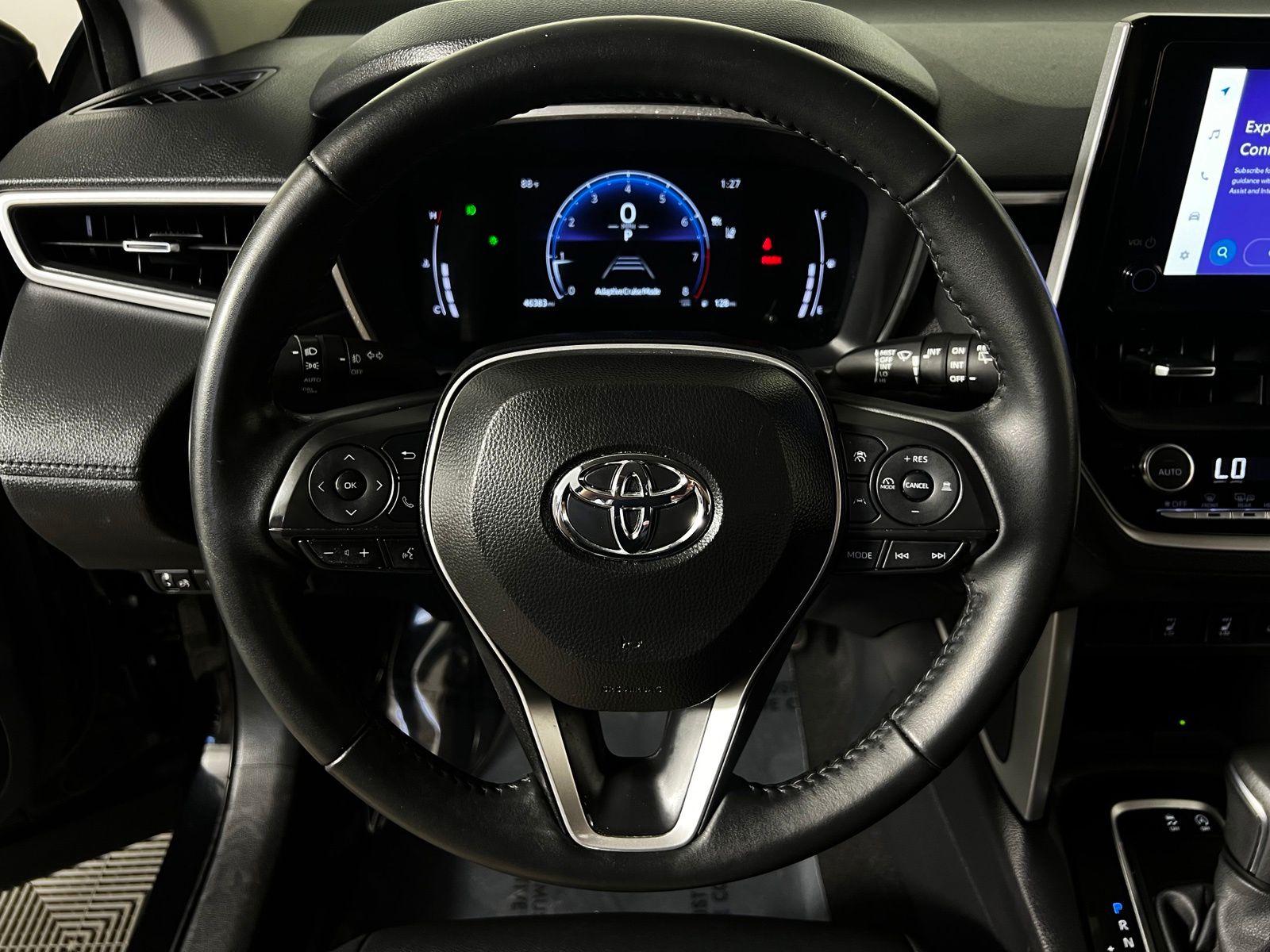 Thumbnail: 2025 Toyota Corolla Cross - 15