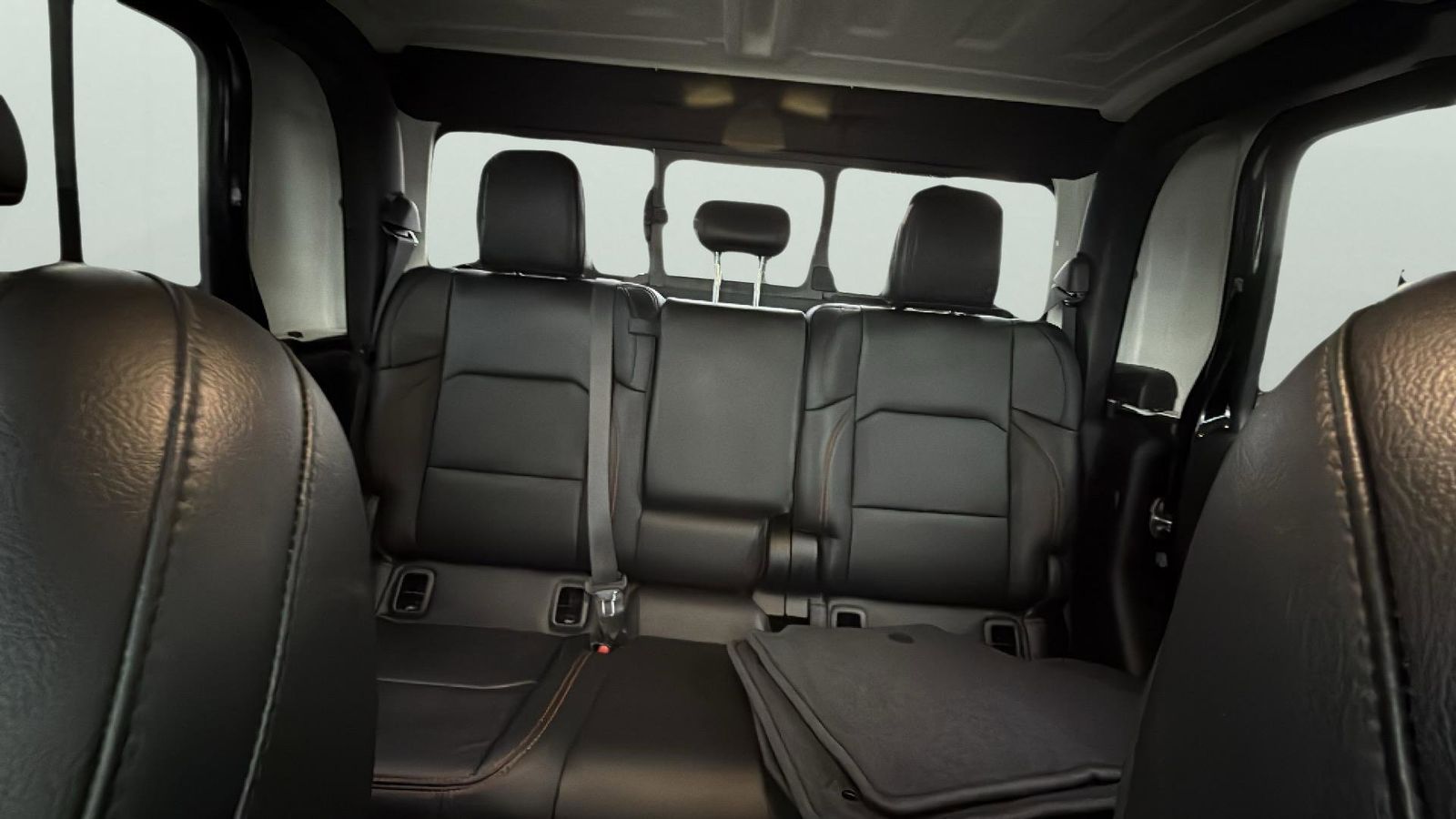 Used Car 2021 Jeep Gladiator  Mojave For Sale Under $40,000 In Austin, Texas