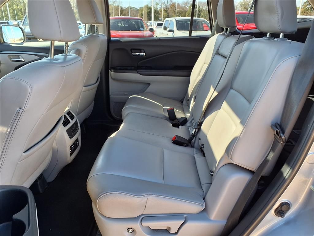 2018 Honda Pilot EX-L Silver at Shottenkirk Kia Fort Bend