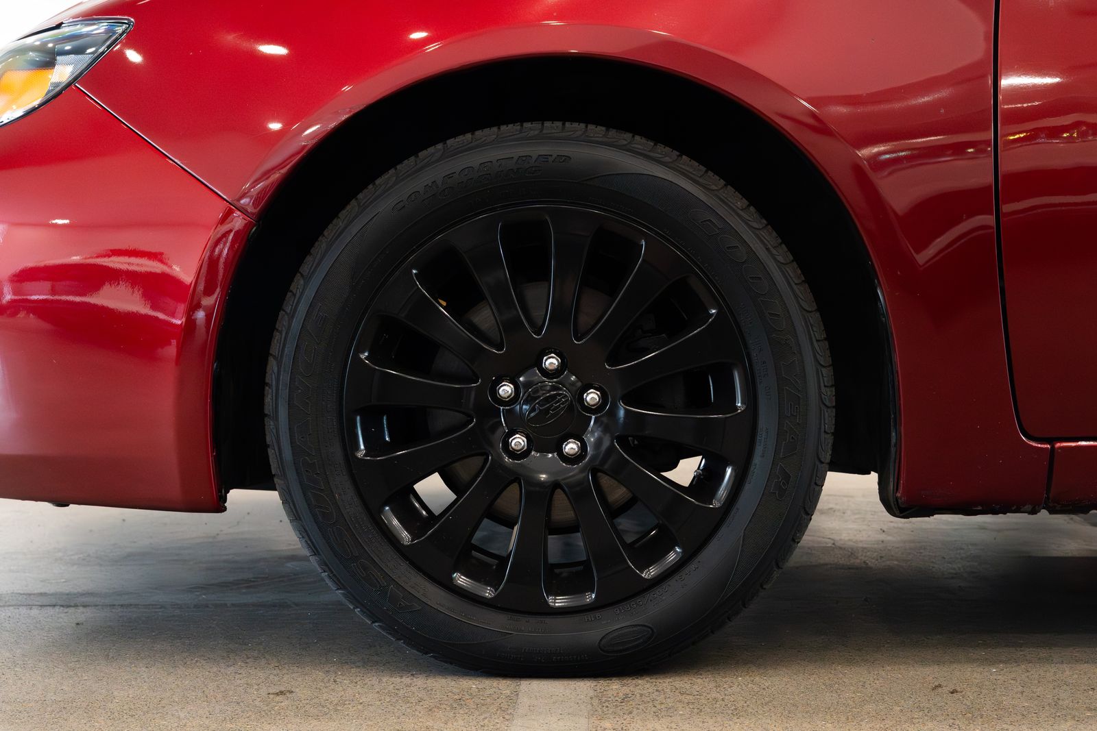 View vehicle photo 7