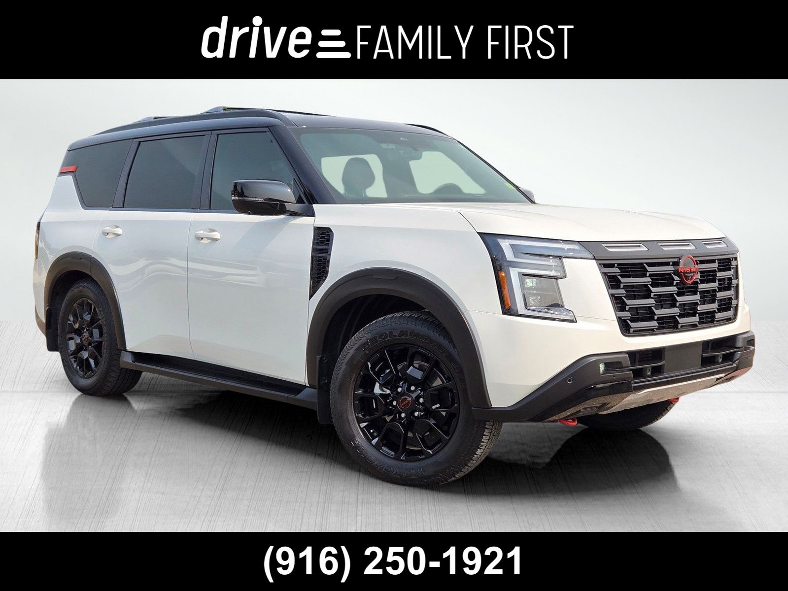 Everest White Pearl Tricoat/Super Black 2026 Nissan Armada SUV / Crossover Four-Wheel Drive 9-Speed Automatic