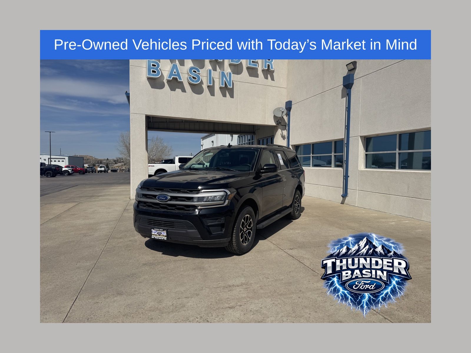 Black Metallic 2024 Ford Expedition XLT 4WD SUV / Crossover Four-Wheel Drive Automatic