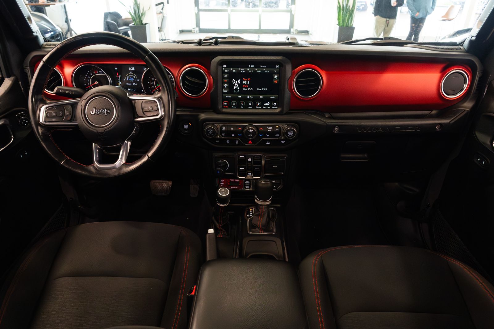 View vehicle photo 7