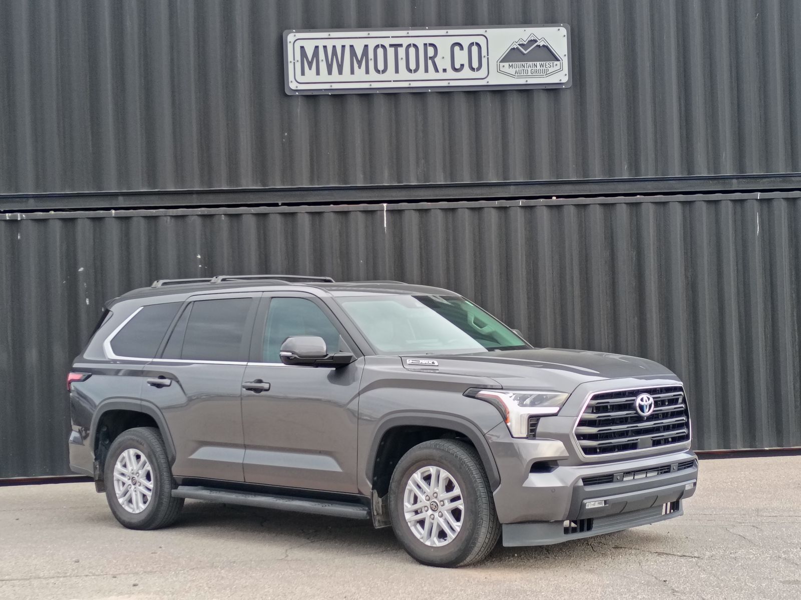 2024 Toyota Sequoia SR5 4WD