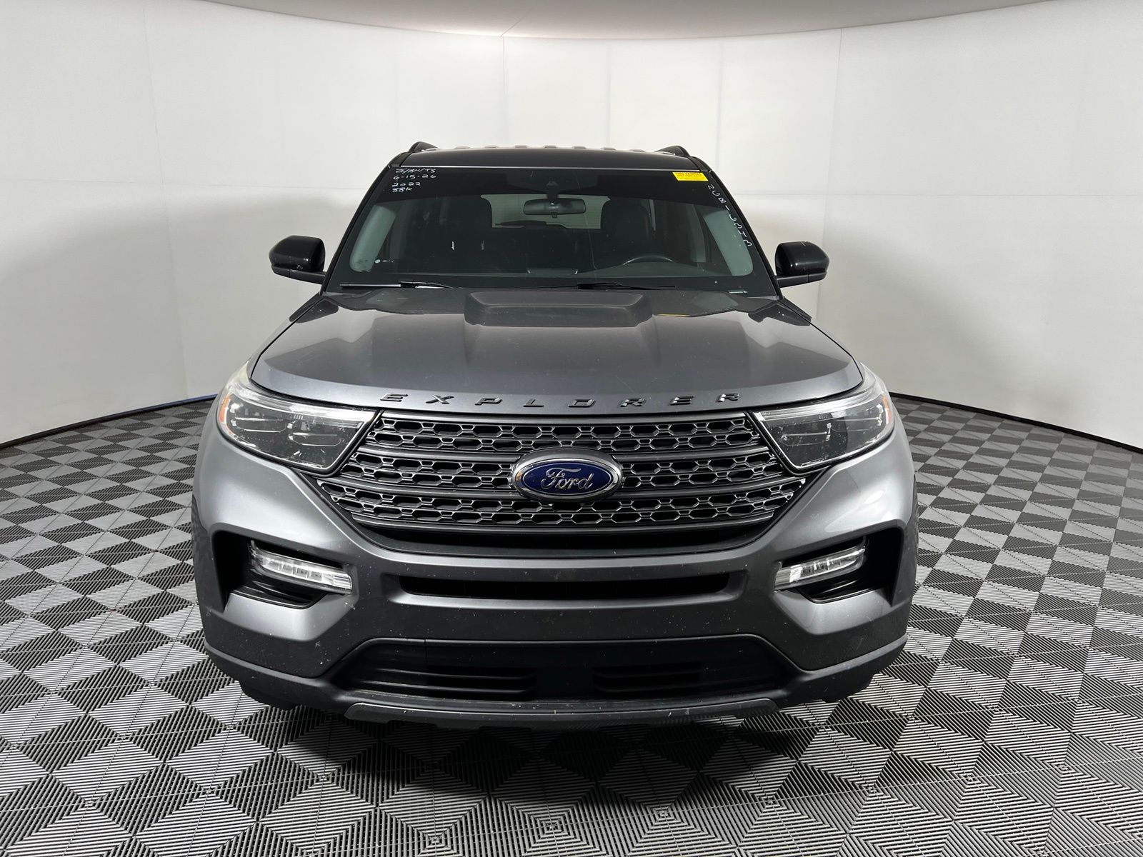 Thumbnail: 2022 Ford Explorer - 2