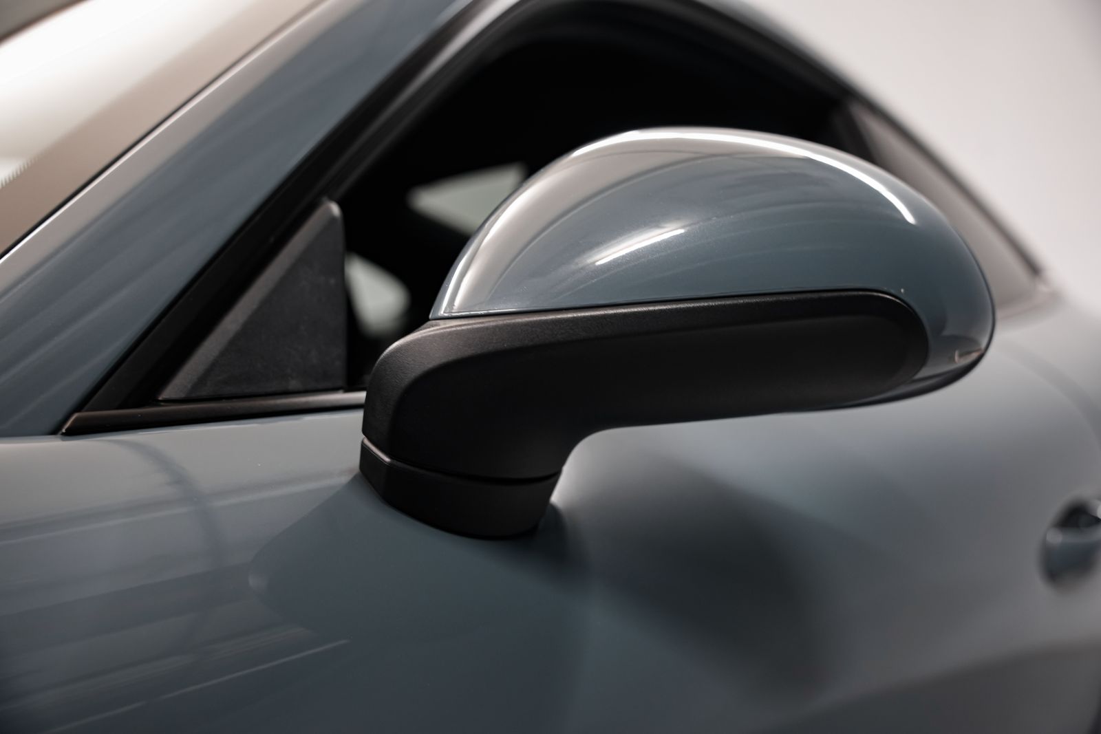2018 Porsche 911 Carrera — photo 29