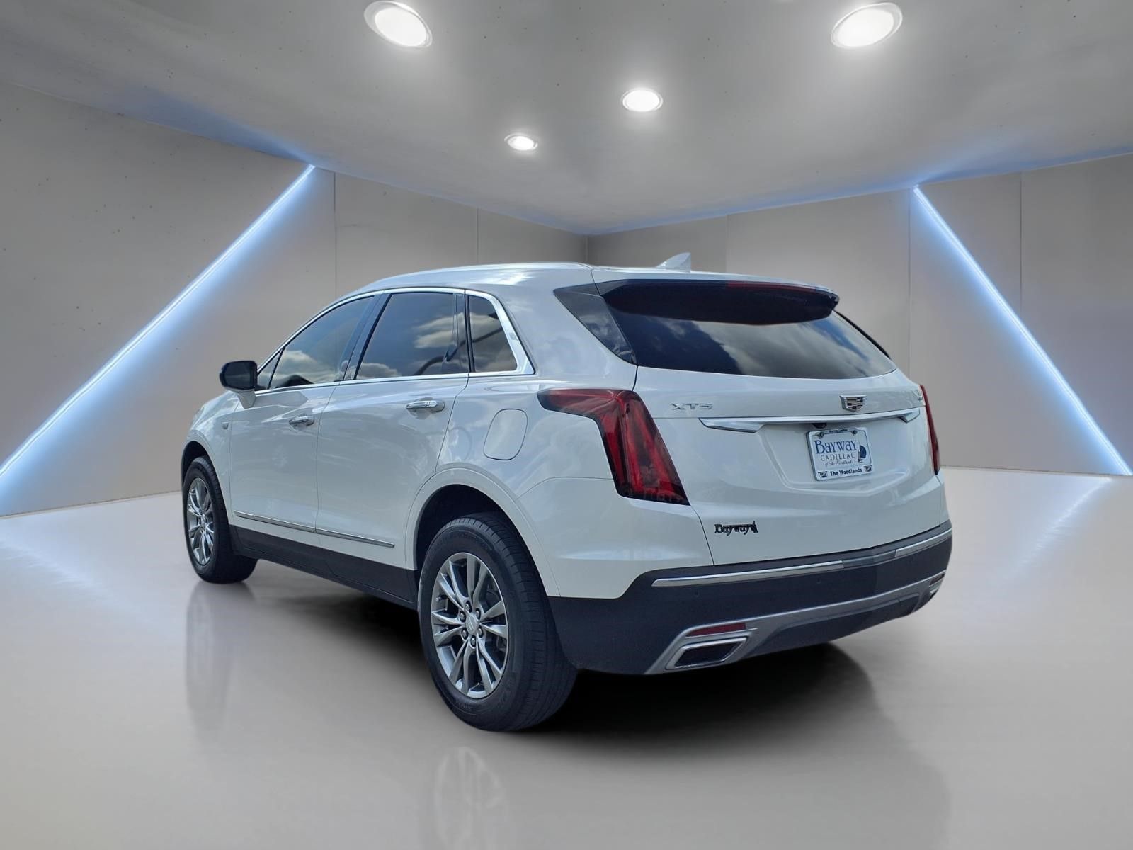 2023 Cadillac XT5 Premium Luxury White at Tom Peacock Cadillac
