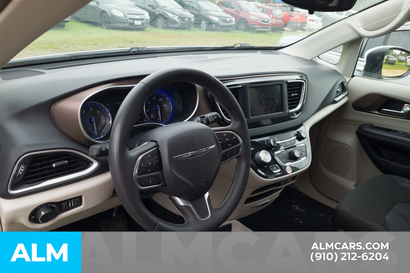 Used 2023 Bright White Clearcoat Chrysler LX image 6