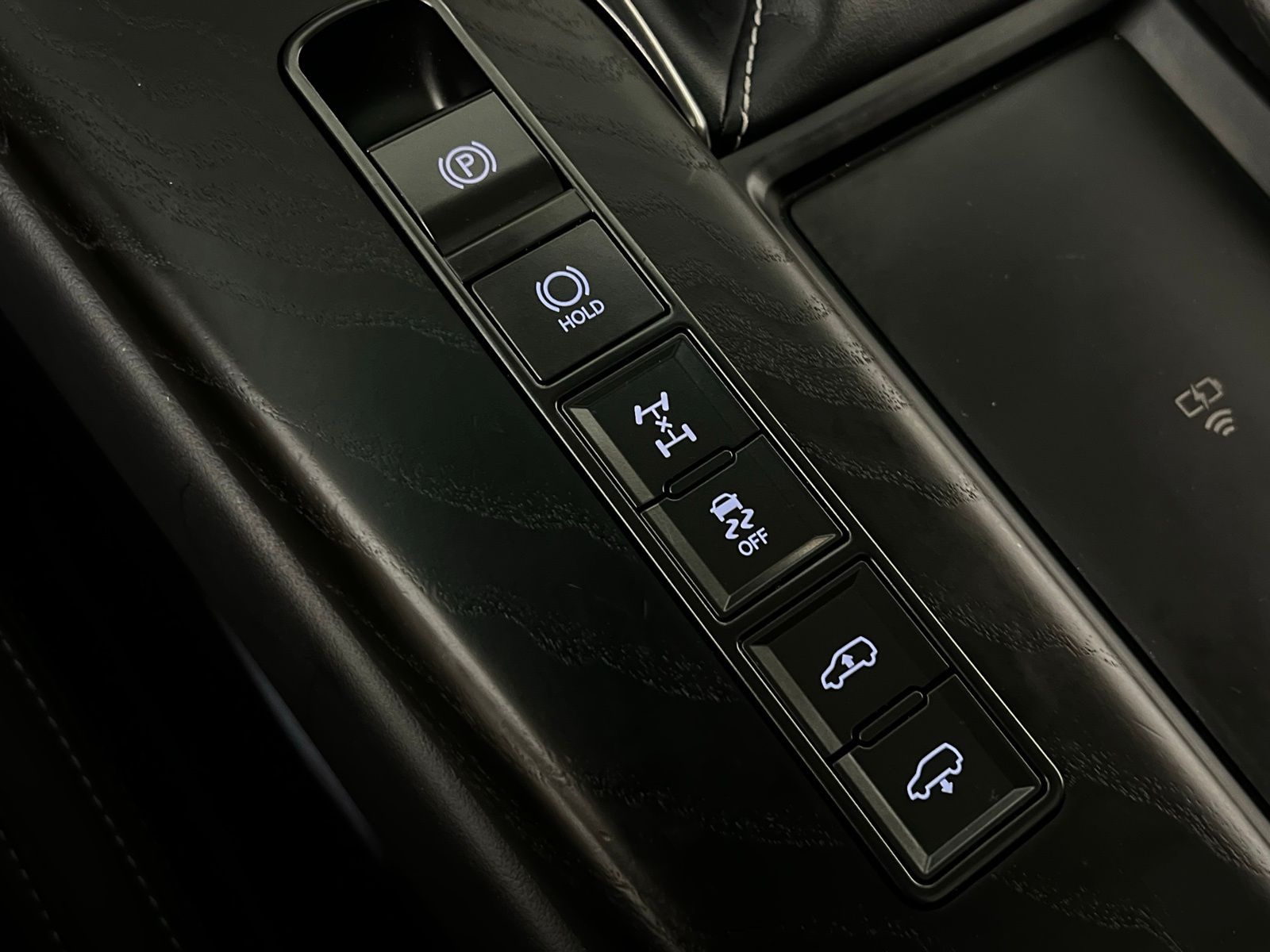 Thumbnail: 2024 Lexus LX - 22