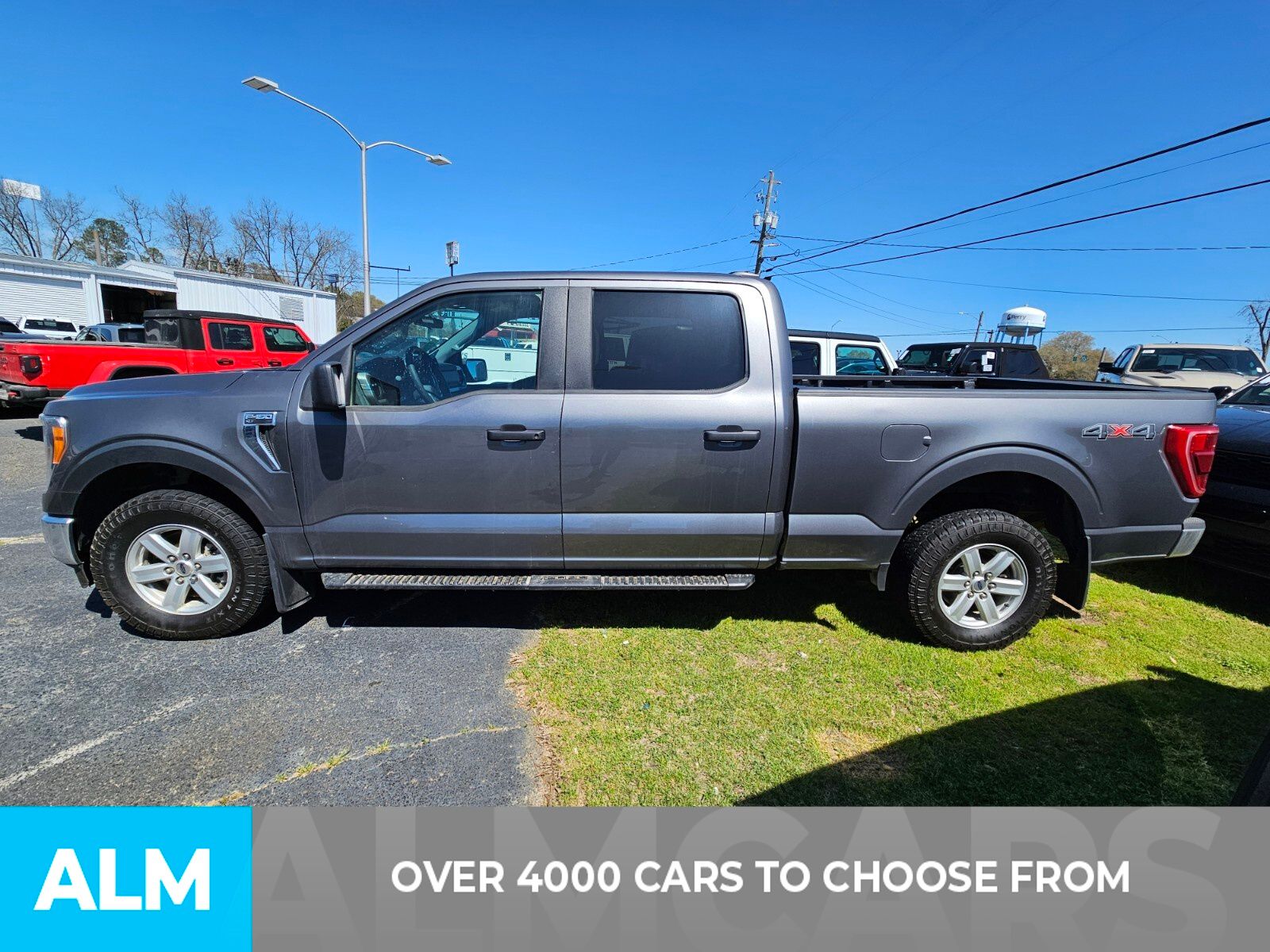 2022 Ford F-150 XLT photo 2