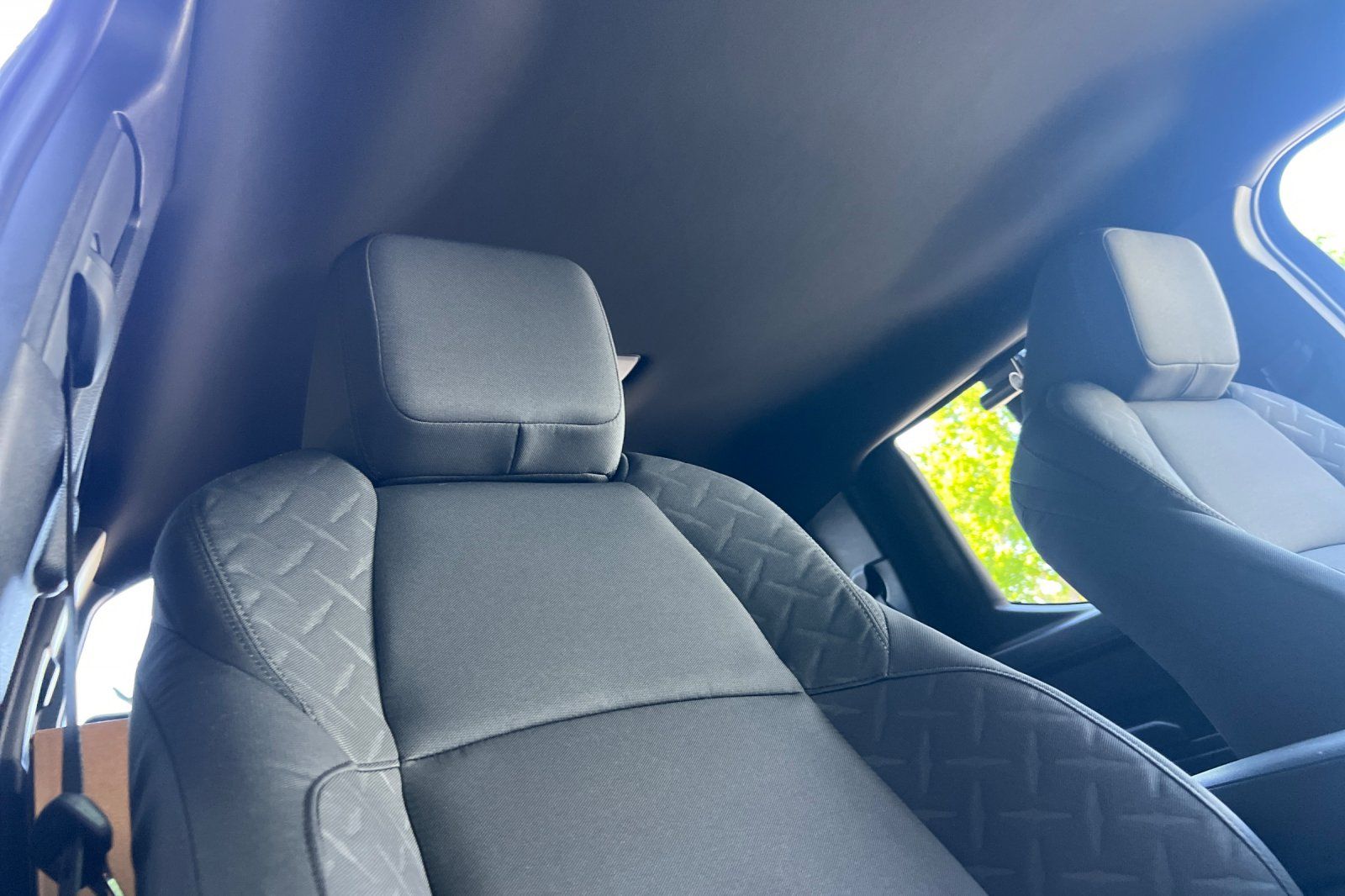 2025 Toyota Tacoma SR5 - Photo 18