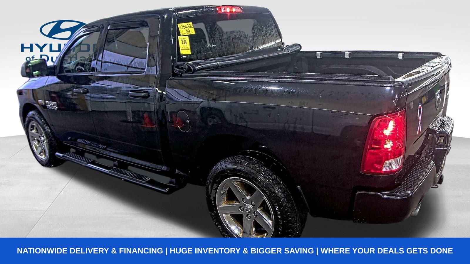 2016 RAM 1500 Express Crew Cab 4WD