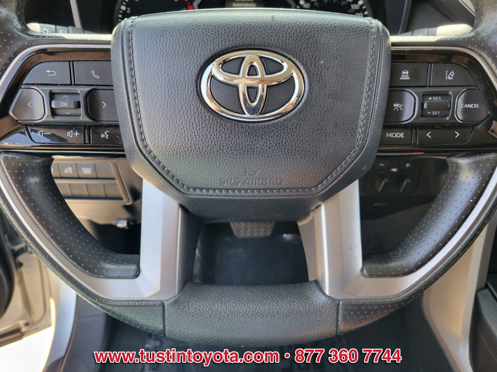 Used 2022 Silver Toyota SR5 image 18