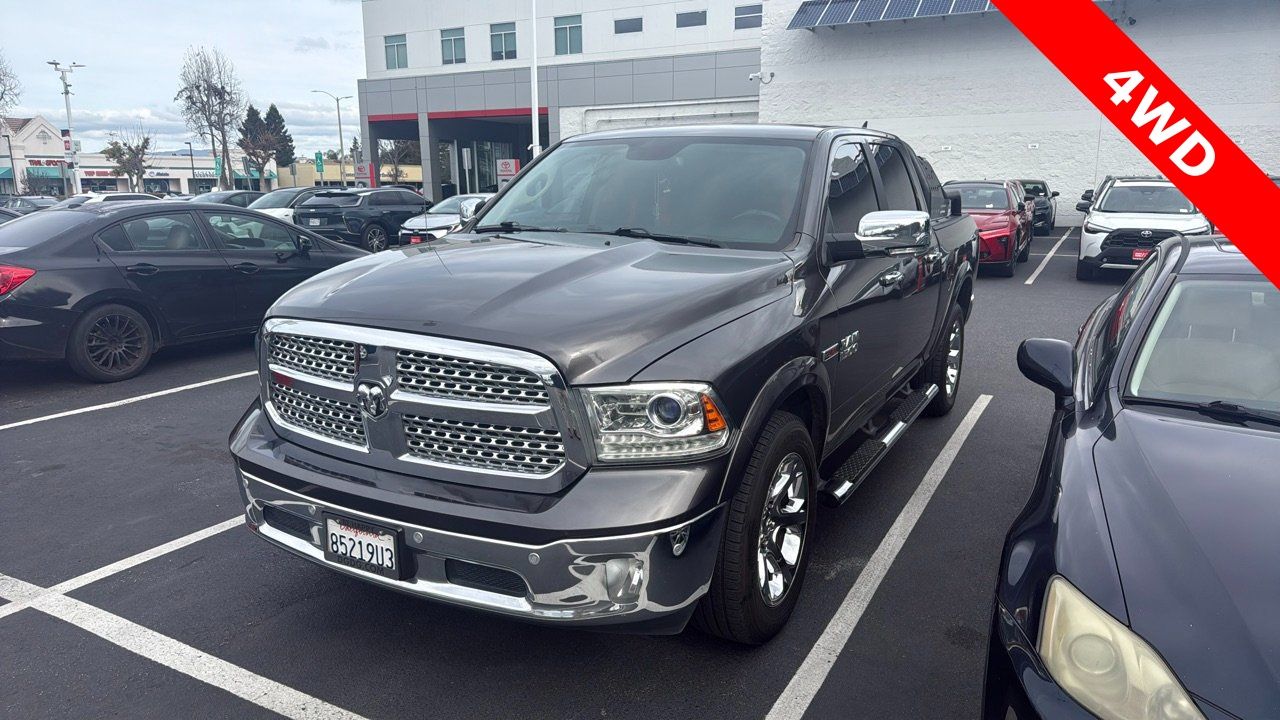 2018 RAM 1500 Laramie Crew Cab 4WD