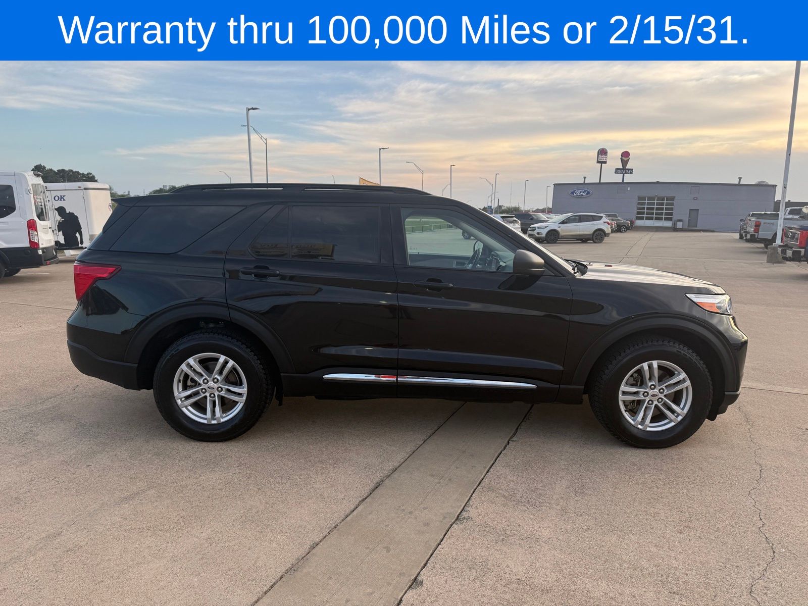 View vehicle photo 4